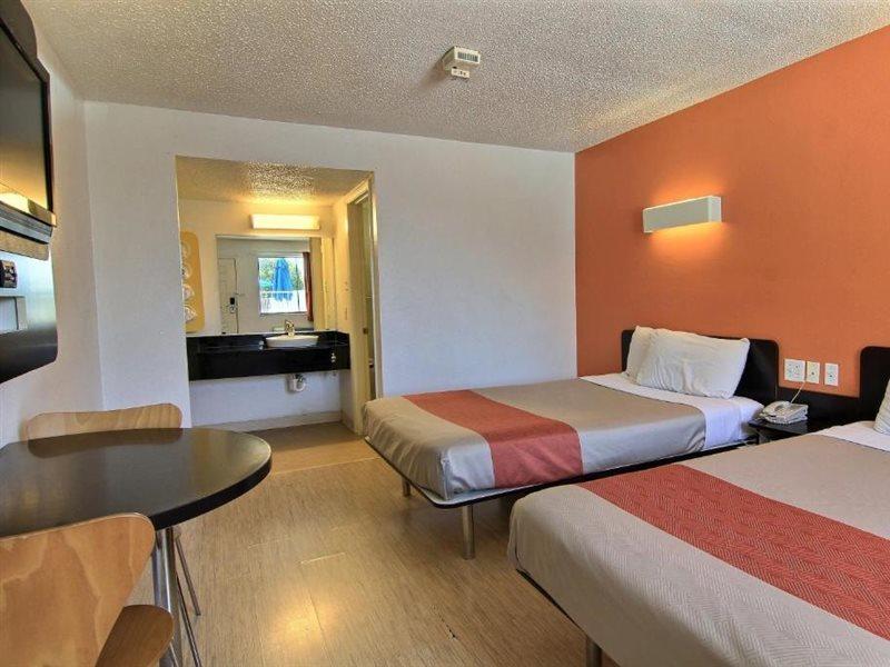 Motel 6-Austin, Tx المظهر الخارجي الصورة