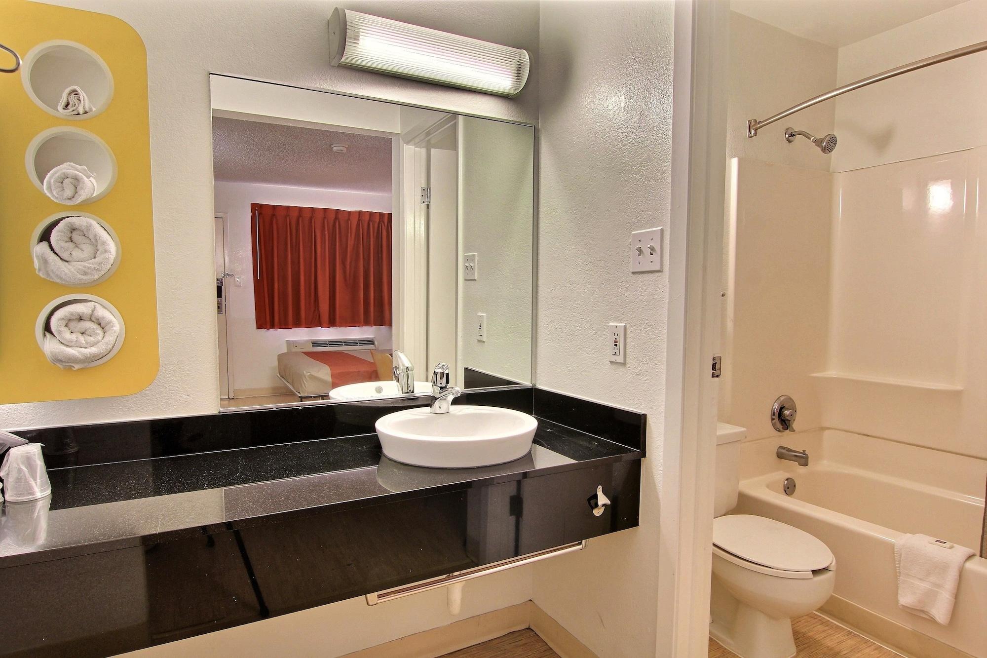 Motel 6-Austin, Tx المظهر الخارجي الصورة