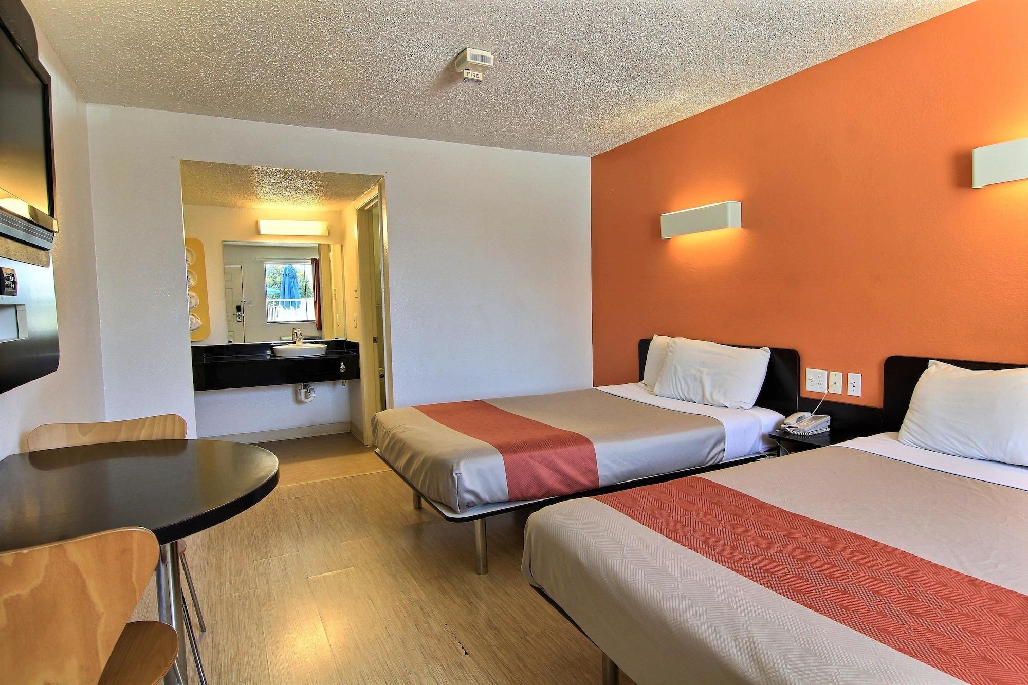Motel 6-Austin, Tx المظهر الخارجي الصورة