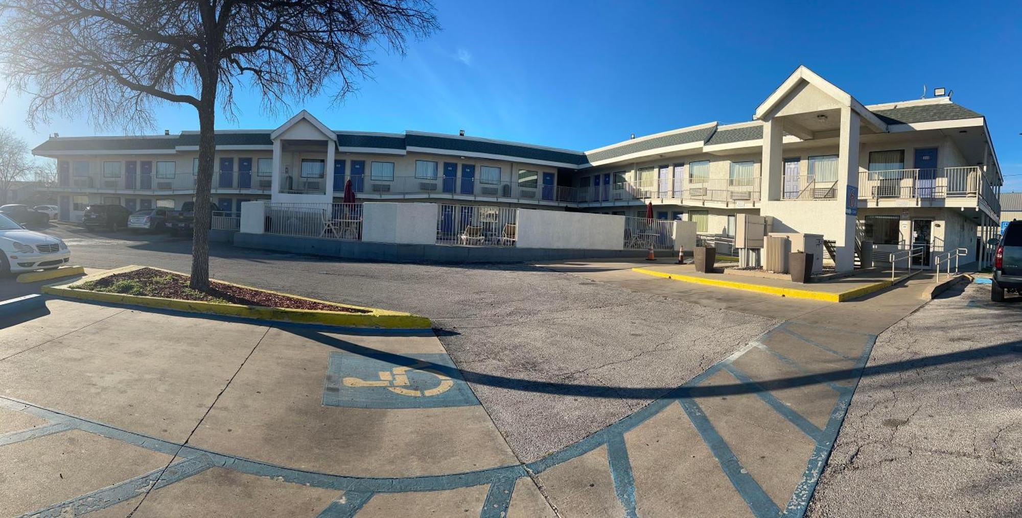 Motel 6-Austin, Tx المظهر الخارجي الصورة
