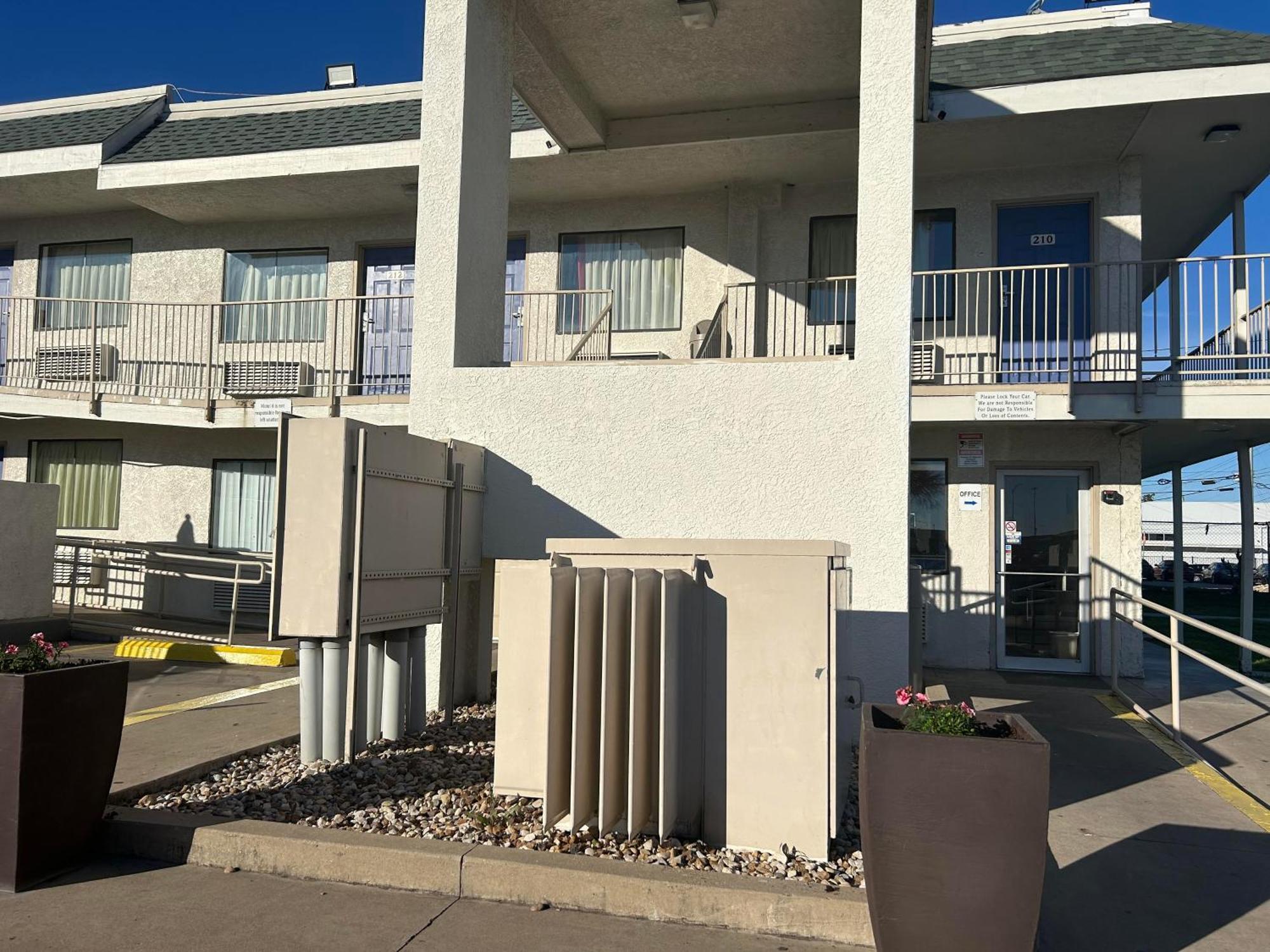 Motel 6-Austin, Tx المظهر الخارجي الصورة