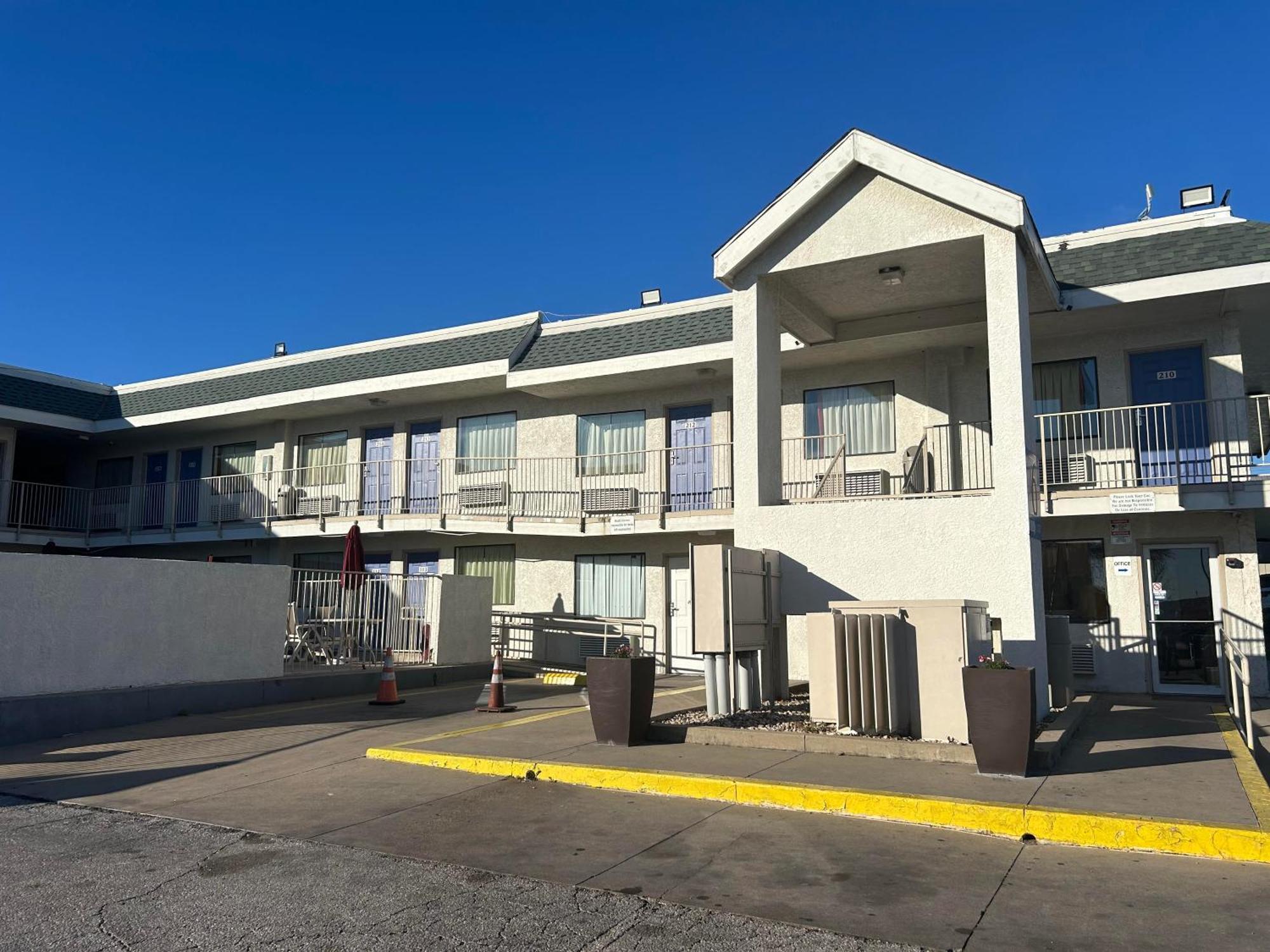 Motel 6-Austin, Tx المظهر الخارجي الصورة