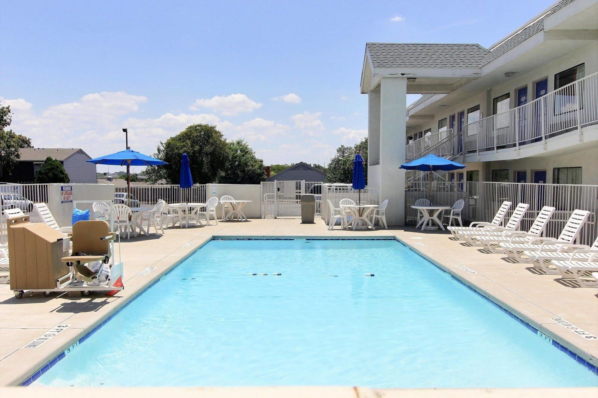 Motel 6-Austin, Tx المظهر الخارجي الصورة